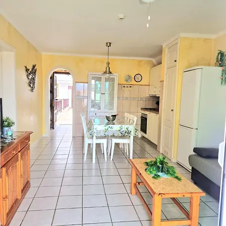 Apartamento Rocas Del Mar Sur