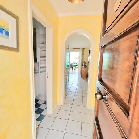 Rocas Del Mar Sur Apartment